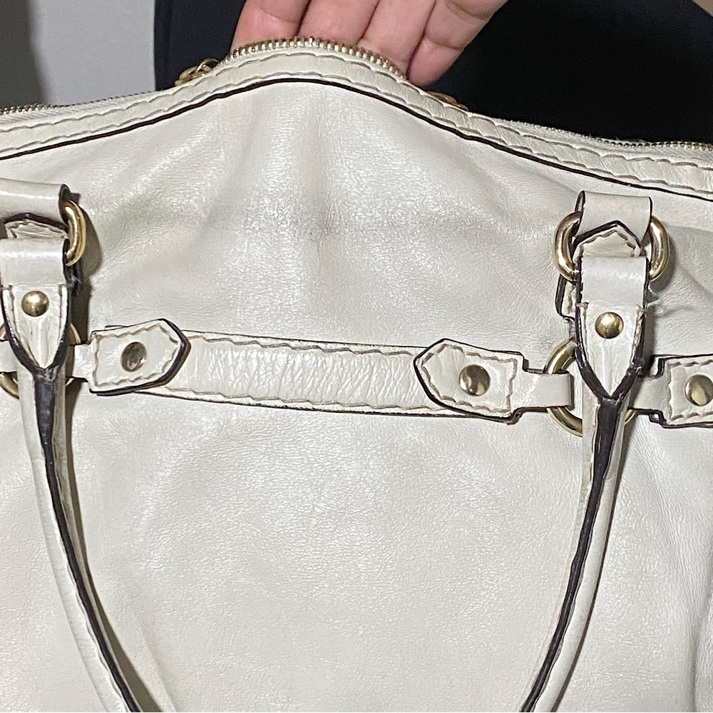 Gucci • Ivory Leather Horsebit Nail Boston Bag - Picture 16 of 16